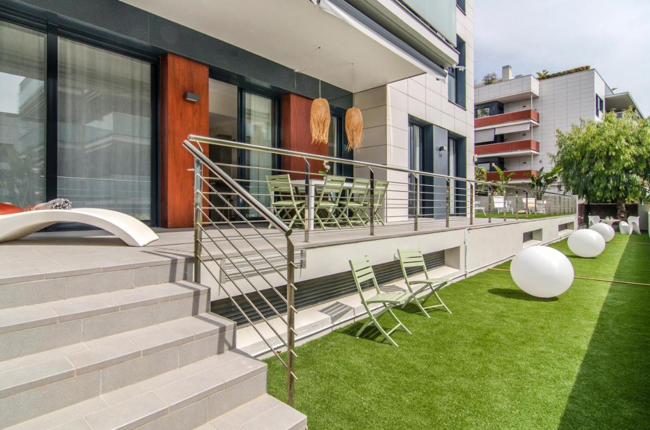 Garden Paradise: 3-bedroom With Pool And Terrace Apartment Sitges