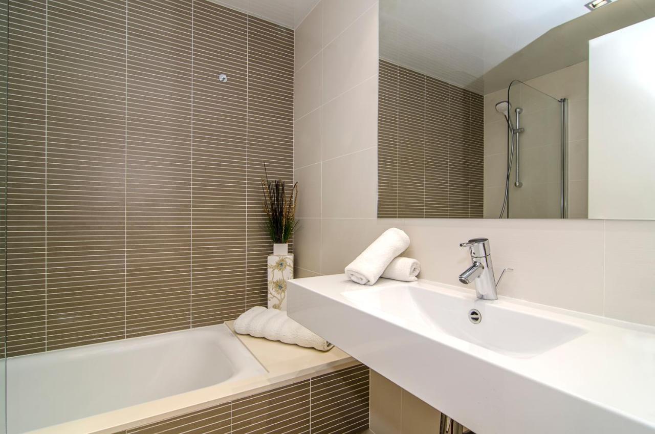 Garden Paradise: 3-bedroom With Pool And Terrace Apartment Sitges