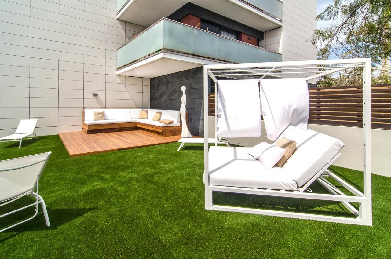 Apartment Garden Paradise: 3-bedroom With Pool And Terrace *