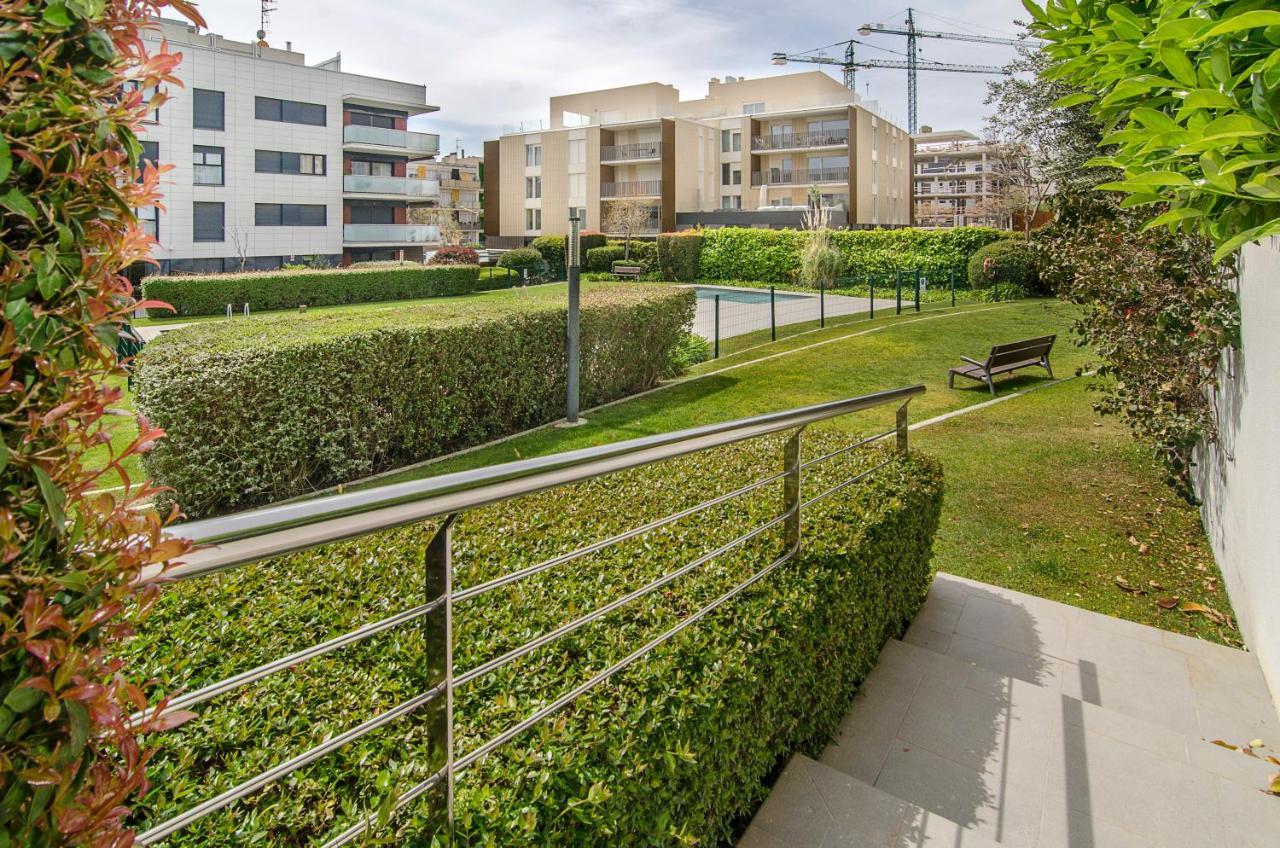 Garden Paradise: 3-bedroom With Pool And Terrace