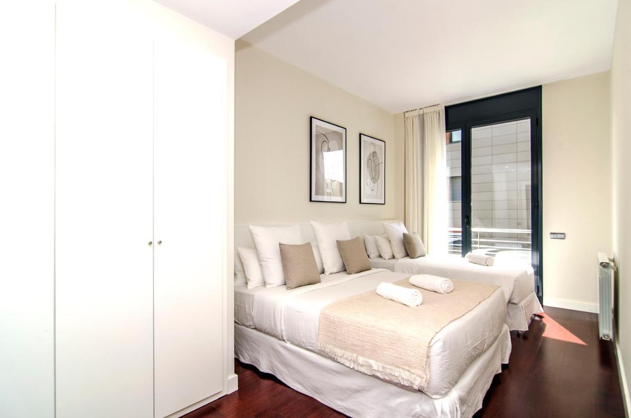 Apartment Garden Paradise: 3-bedroom With Pool And Terrace