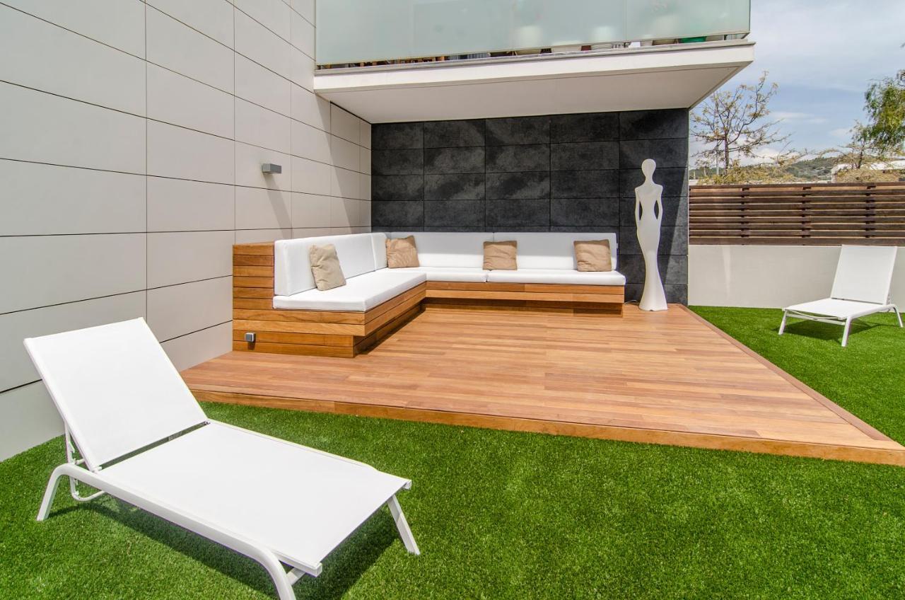 Garden Paradise: 3-bedroom With Pool And Terrace
