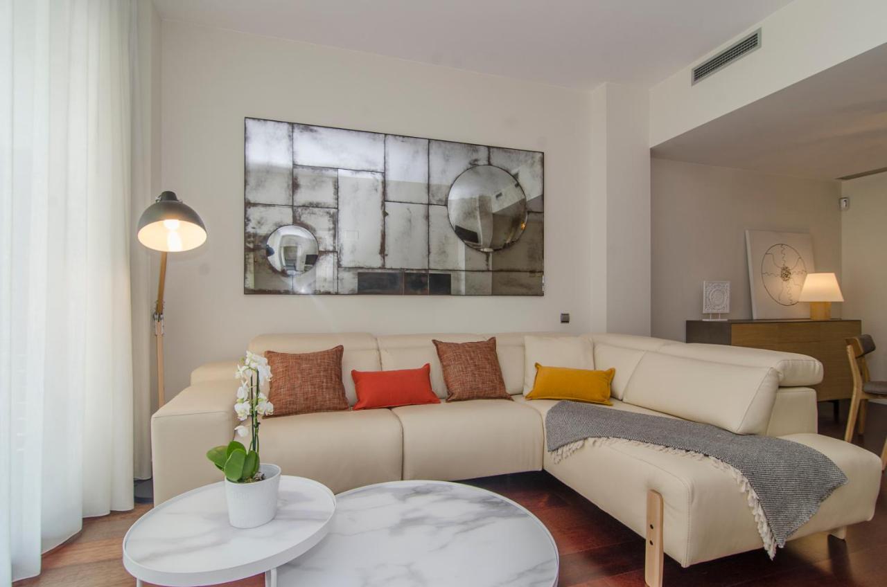 Garden Paradise: 3-bedroom With Pool And Terrace Apartment Sitges