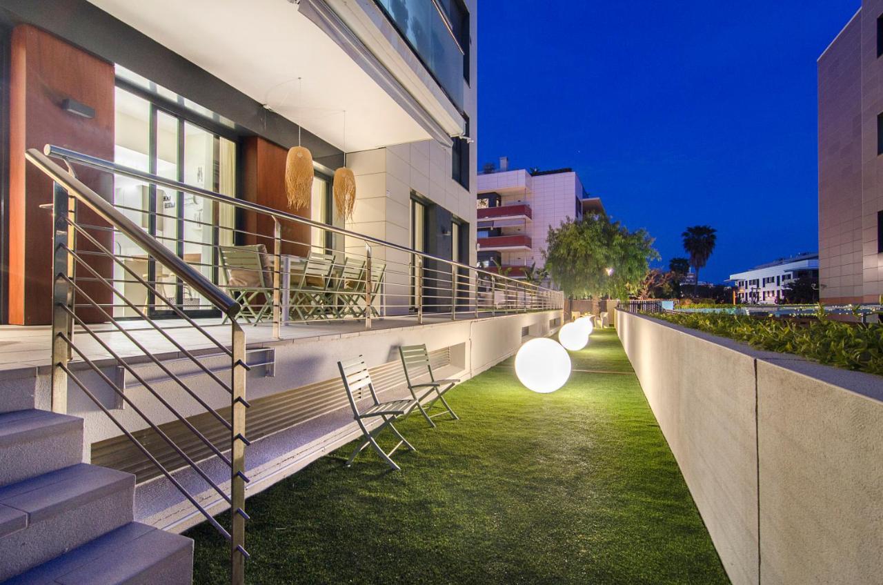 Garden Paradise: 3-bedroom With Pool And Terrace Apartment Sitges