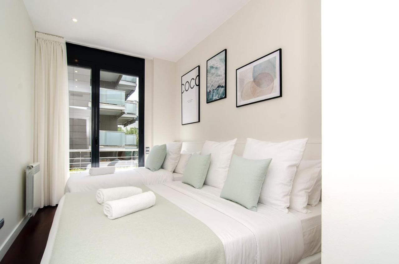 Apartment Garden Paradise: 3-bedroom With Pool And Terrace *