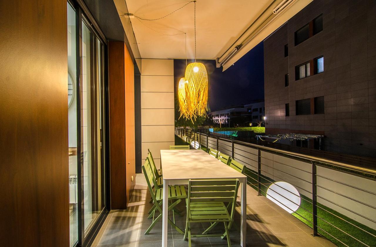 Apartment Garden Paradise: 3-bedroom With Pool And Terrace Sitges
