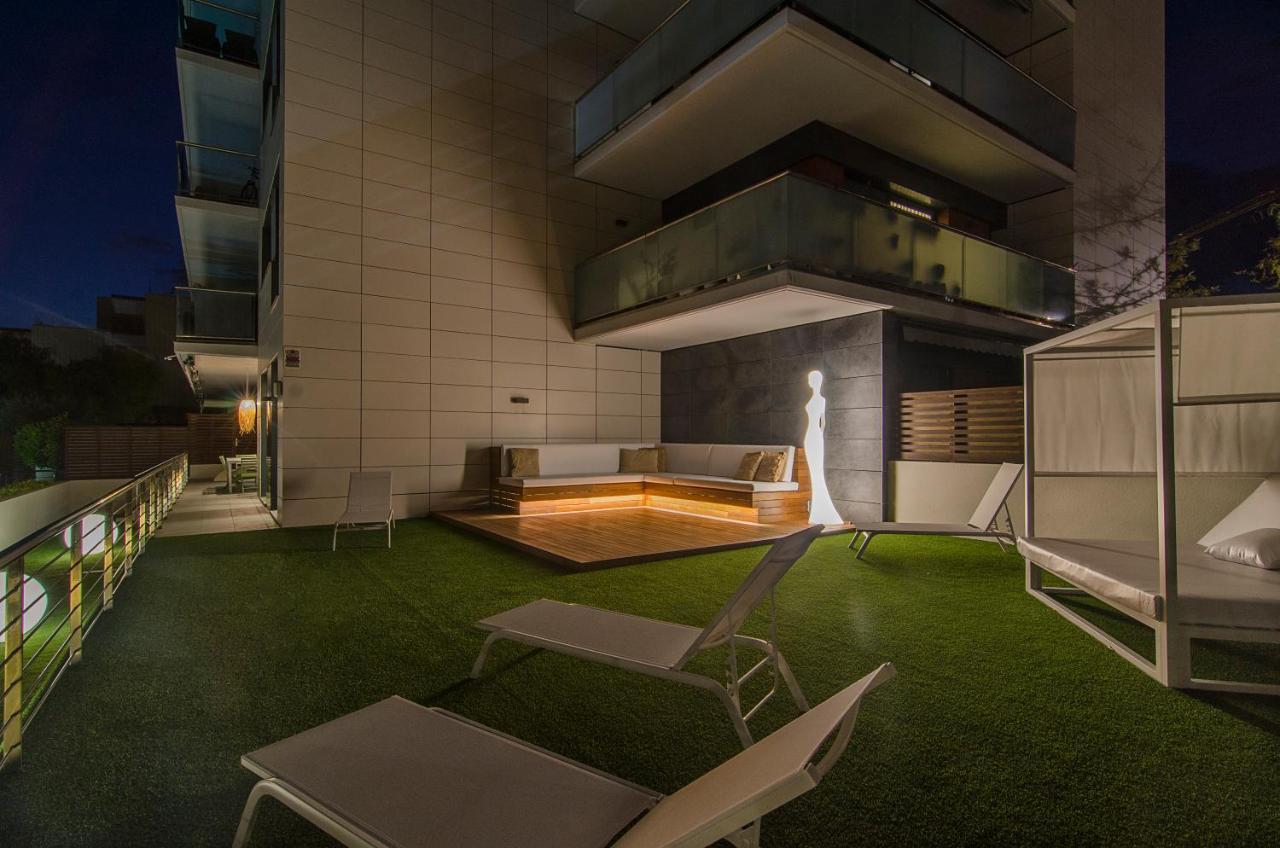 Garden Paradise: 3-bedroom With Pool And Terrace