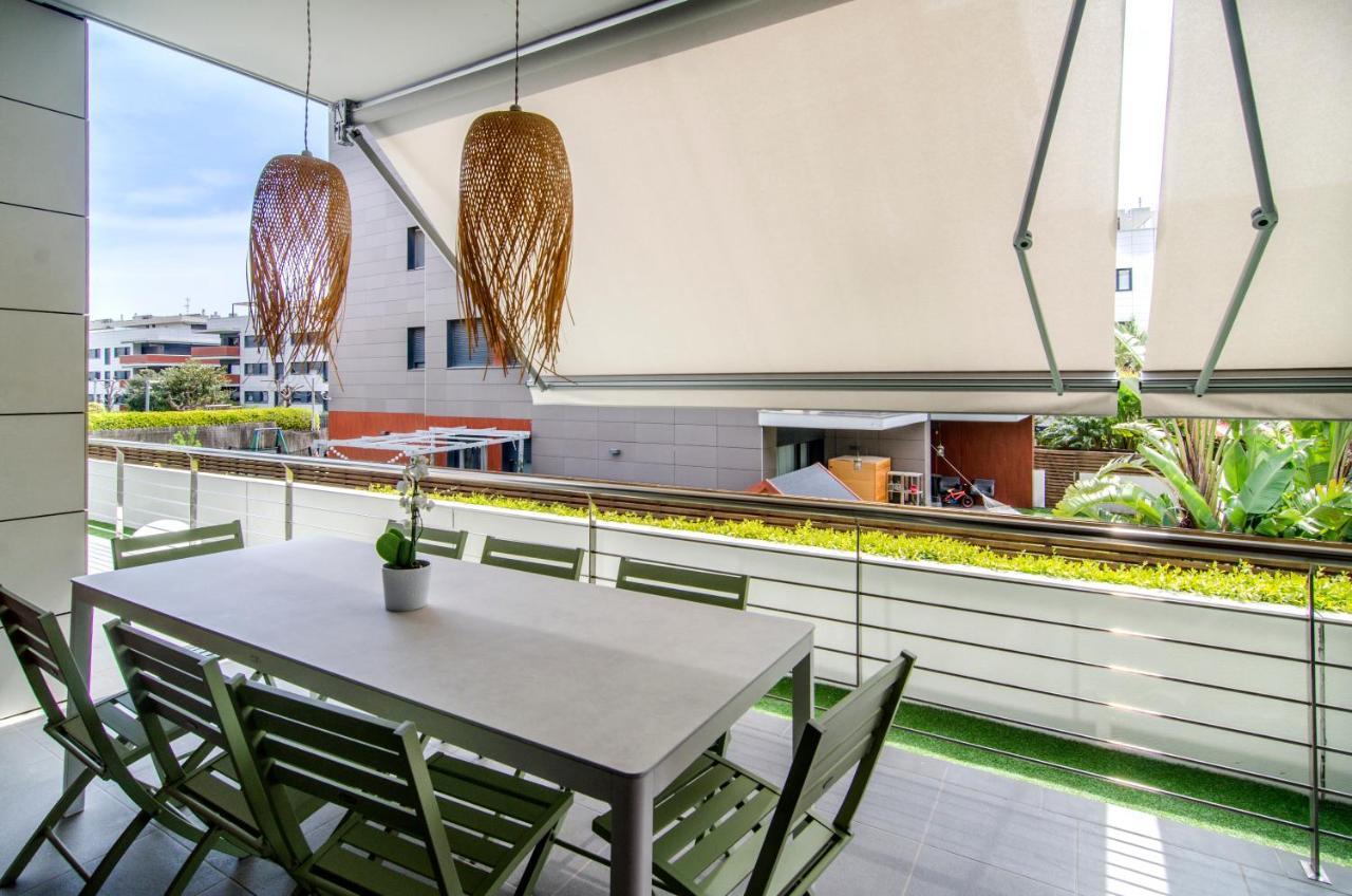 Apartment Garden Paradise: 3-bedroom With Pool And Terrace Sitges